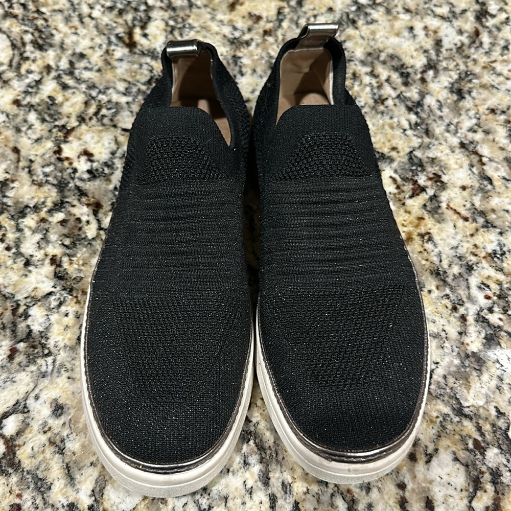 Life Stride Women’s Size 7 Black/White
